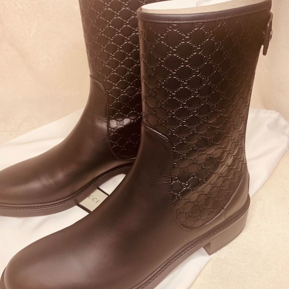 🌟NEW GUCCI Black Microguccissima Leather Boots 🌟 - Picture 5 of 17